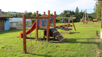 Žáci ve školní družině při aktivitách po vyučování